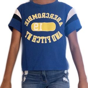 abercrombie and fitch crop top